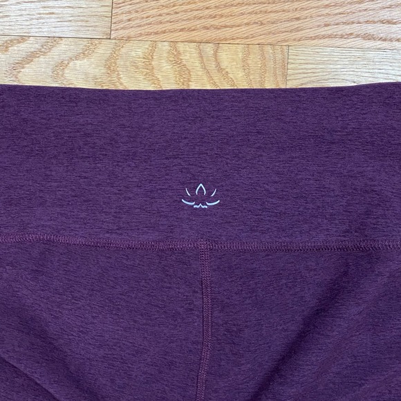 Beyond Yoga Spacedye Leggings Womens 3X Purple High Waisted Crop Athleisure - Picture 8 of 9